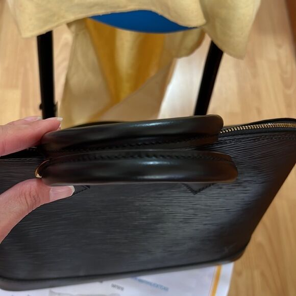 🖤LOUIS VUITTON EPI NOIR ALMA - Picture 14 of 17